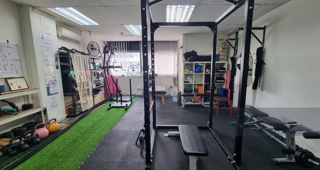 Power rack and bench